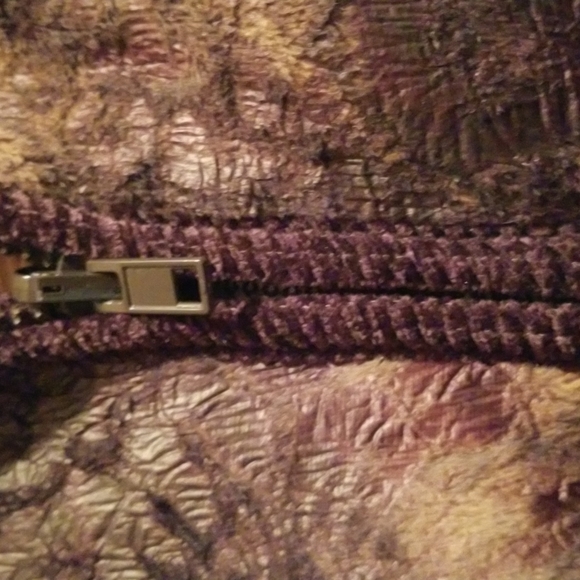 Lisa International Vest - Picture 3 of 5